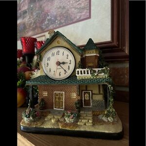 Rare vintage 1973 Victorian Rose Manor Clock
